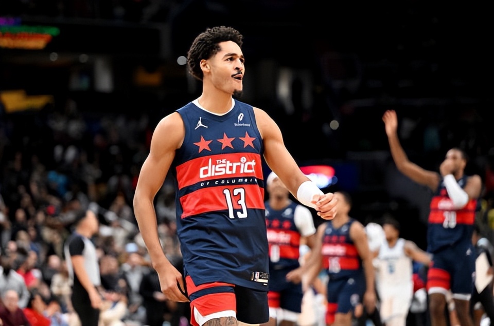 Szpvy, 萨迪克, 赛中